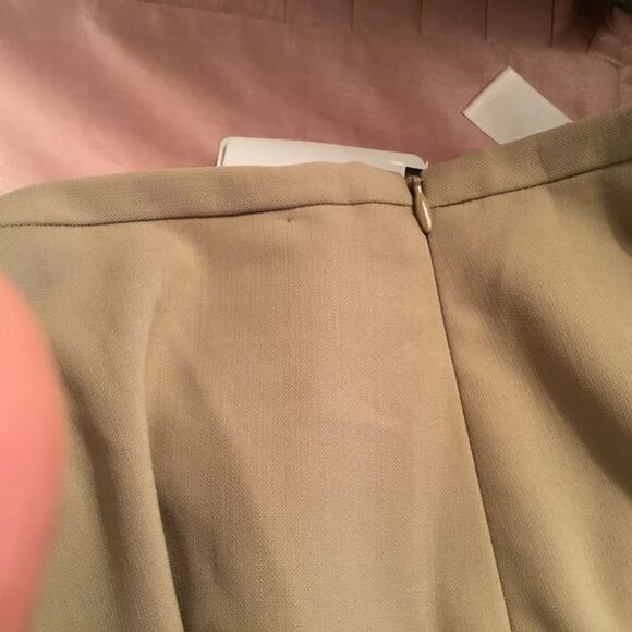 NWT Doncaster brand Beige Skirt Size 16 - Picture 10 of 10